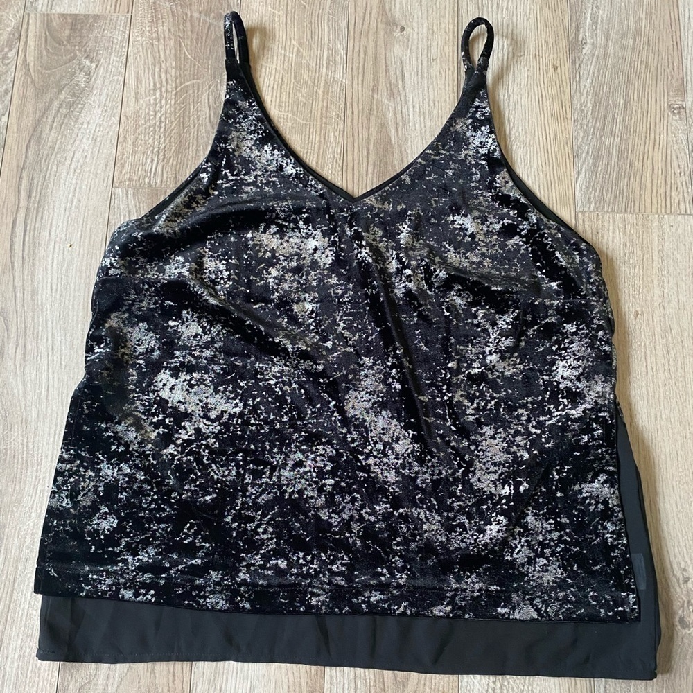 Romeo & juliet couture black crushed velvet tank top